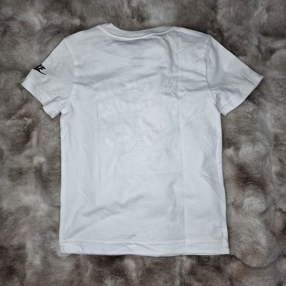 Nike Short Sleeve T-Shirt & Cargo Shorts 2 Piece Set White/Black Size 6 Boys NWT - Picture 3 of 8